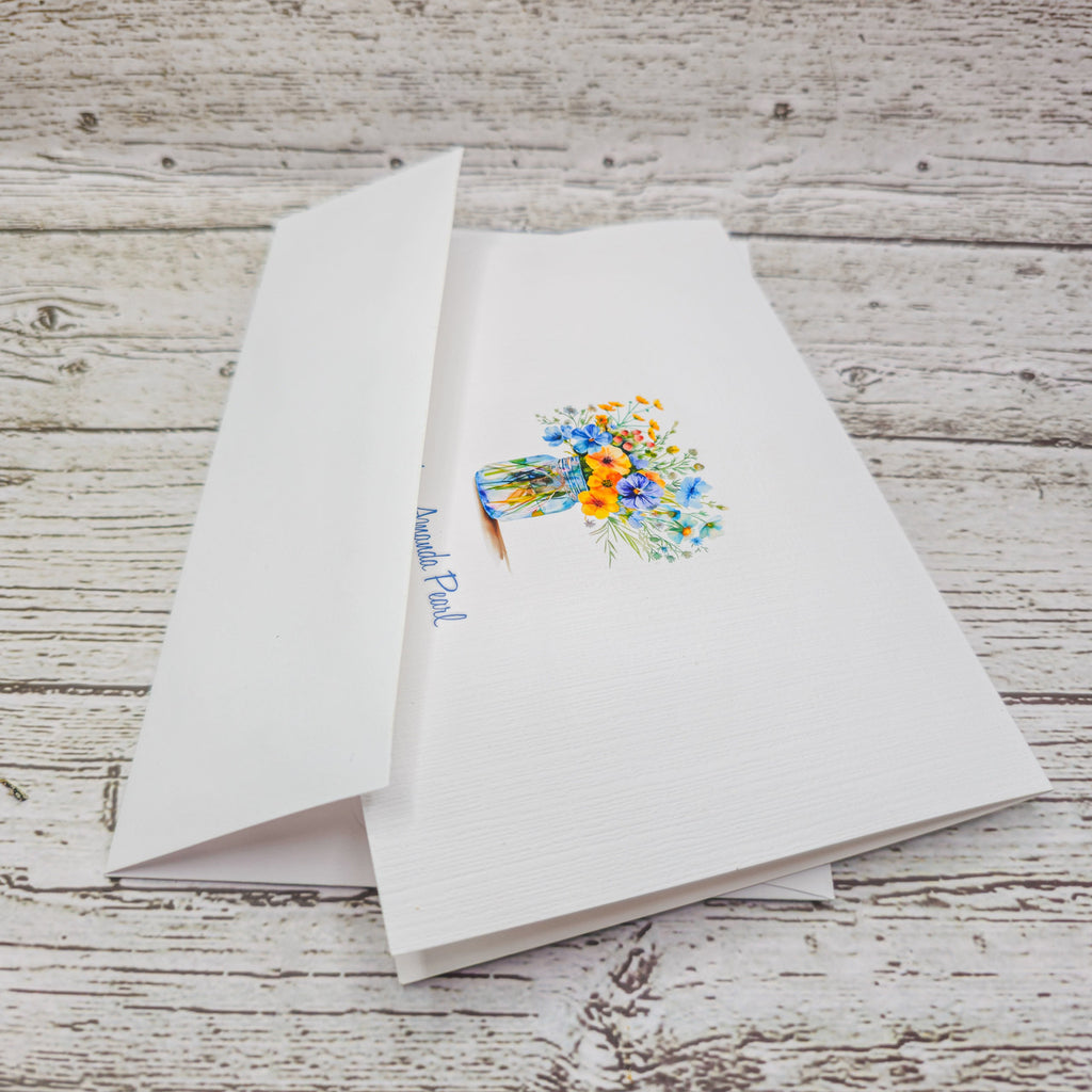 Personalized Set of  Notecards with Envelopes Featuring a Flower Bouquet image 3